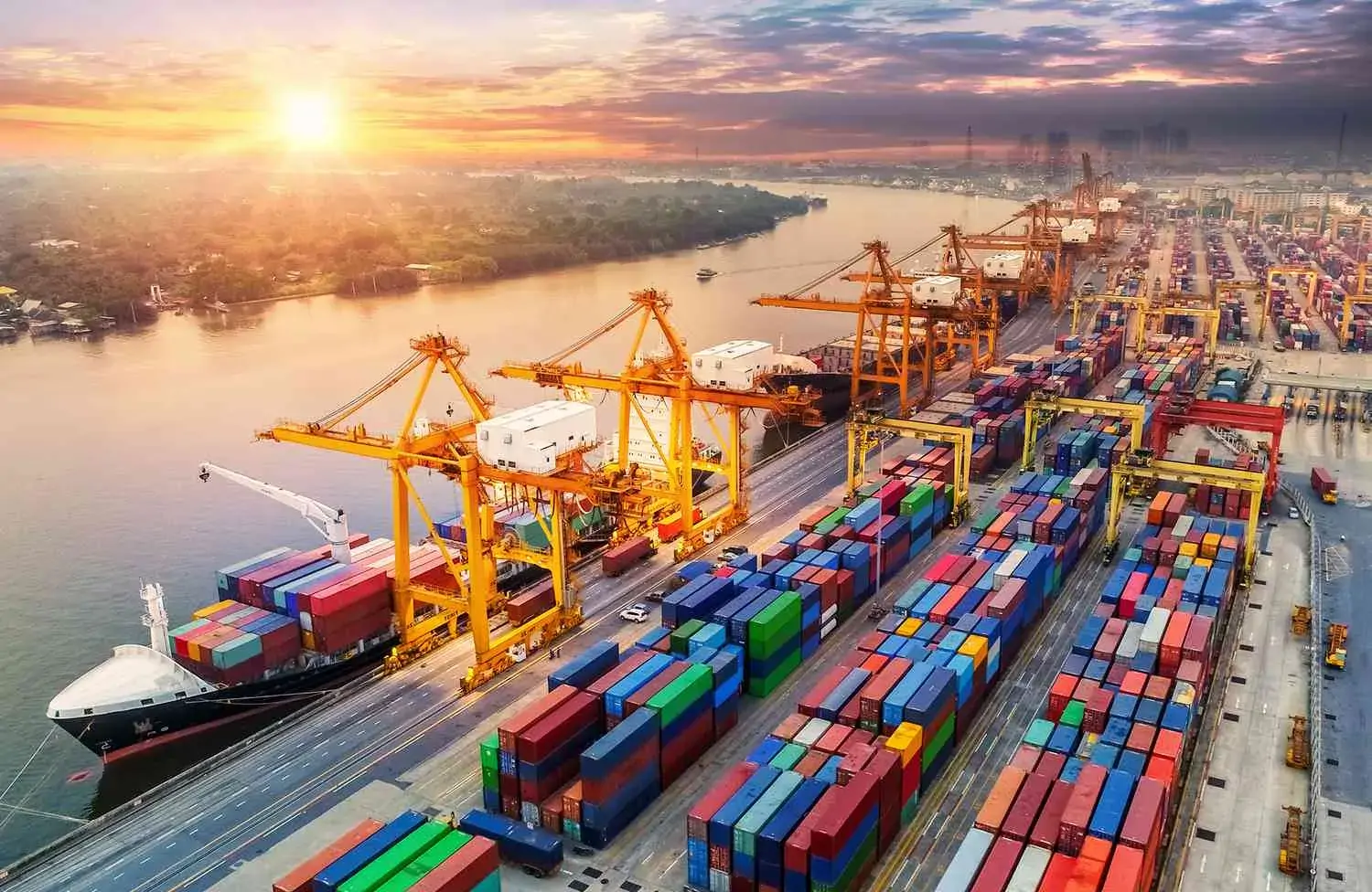 seaport-and-export-supply-chain-in-traceability-system